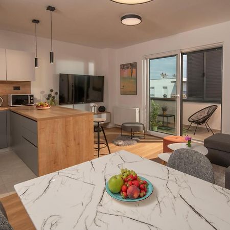 Family & Friends Pula - Top Floor - Free Parking 외부 사진