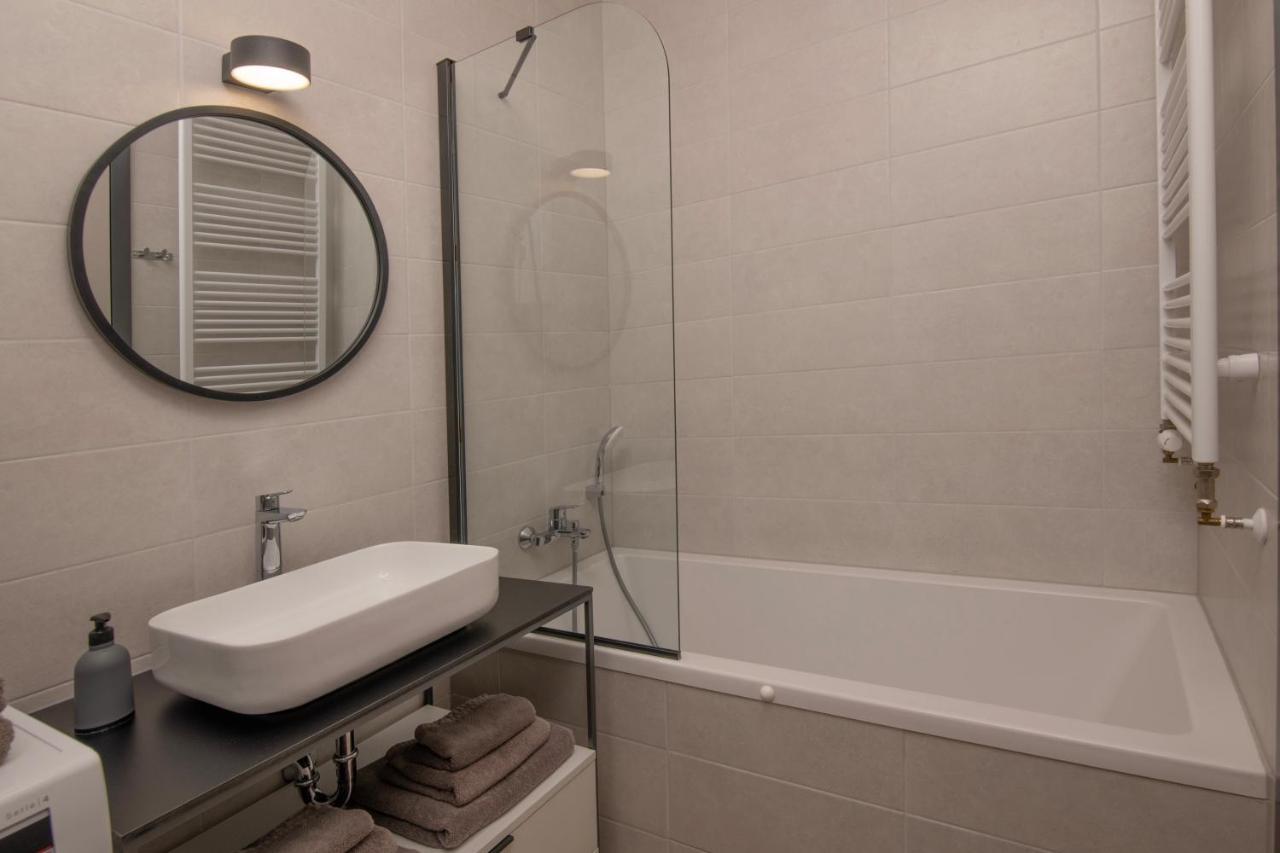 Family & Friends Pula - Top Floor - Free Parking 외부 사진