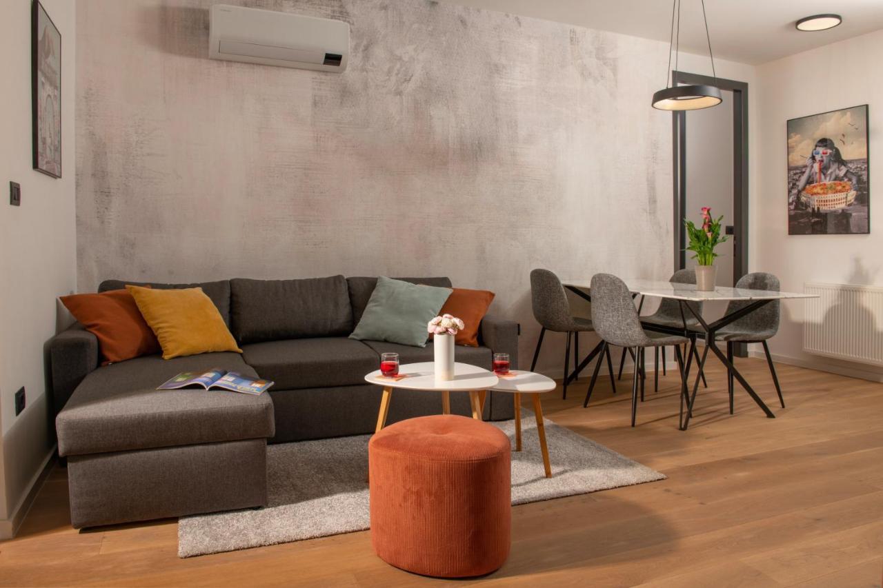 Family & Friends Pula - Top Floor - Free Parking 외부 사진