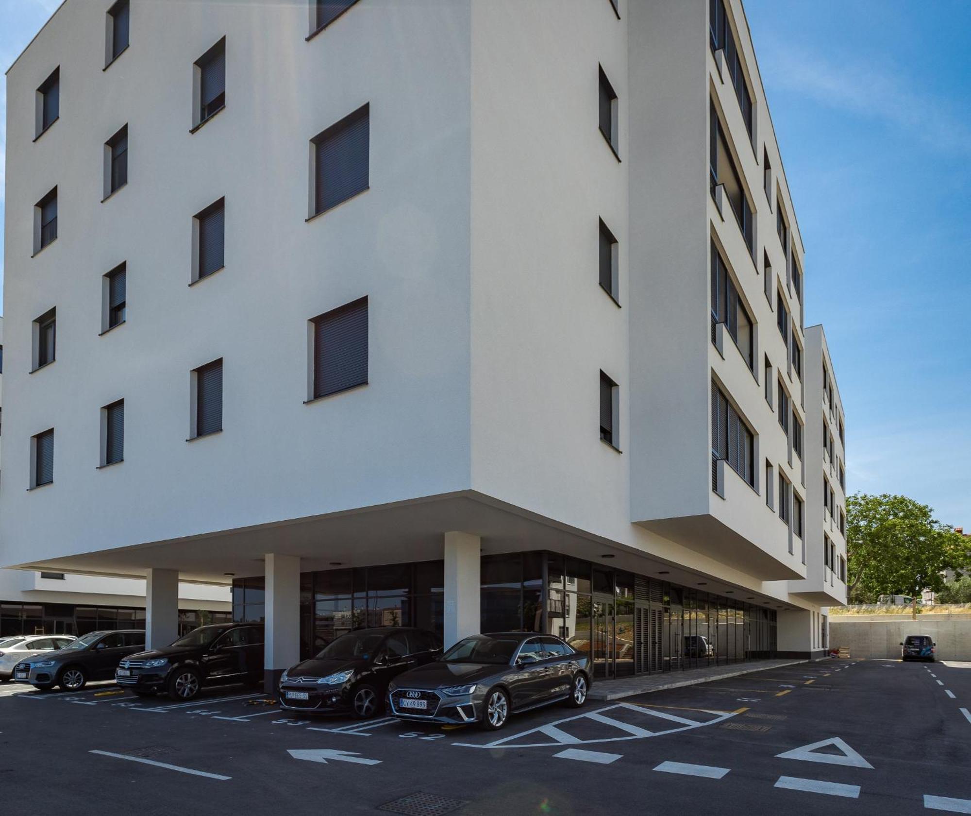 Family & Friends Pula - Top Floor - Free Parking 외부 사진